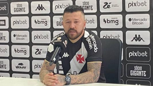 Rossi foi apresentado oficialmente como reforços do Vasco