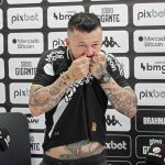 Orellano é suspenso e abre espaço para reestreia de Rossi no Vasco