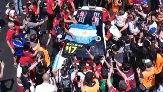 Rossi venceu a corrida 2 em Buenos Aires e fez a festa da torcida