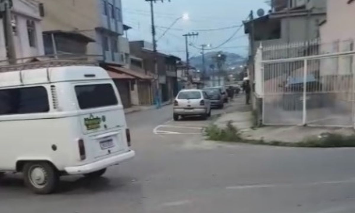 Alto número de acidentes em cruzamento gera insegurança no bairro Cerâmica