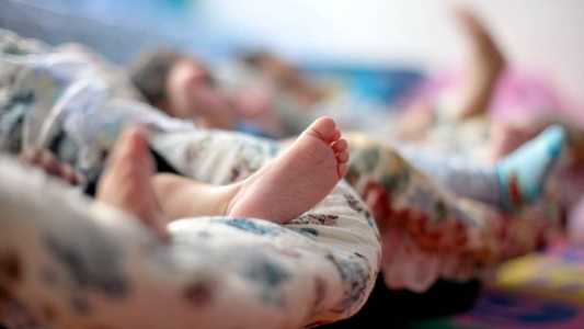 Rotavírus pode ser evitado com a aplicação de vacinas, que estão disponíveis gratuitamente no SUS