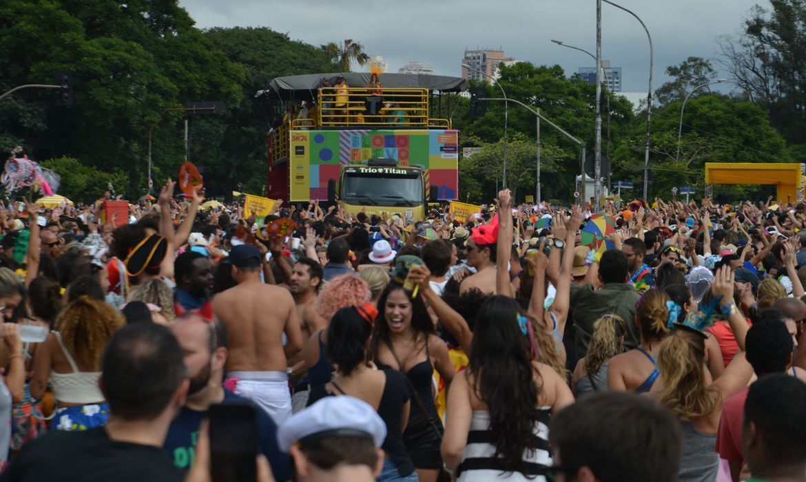 Carnaval com a Cemig garante uma folia cheia de alegria e segurança!