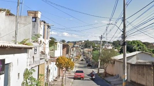 Rua Argélia, no bairro Petrovale