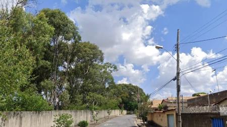 Rua Aveleda, 98, no bairro Pindorama
