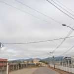 Bandidos assaltam obra de construção e fazem trabalhadores reféns, em Poços de Caldas