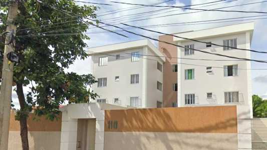 Rua Francisco Julião, 110, no bairro Adeodato