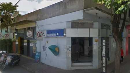 Rua Prefeito Sebastião Fernandes, no Centro da cidade