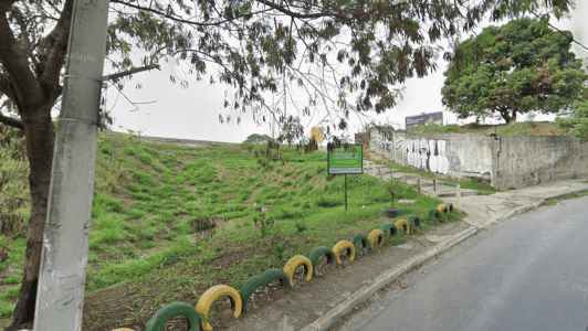 Foto mostra área no fim da rua Severino Lara, no bairro Minas Caixa, em Belo Horizonte