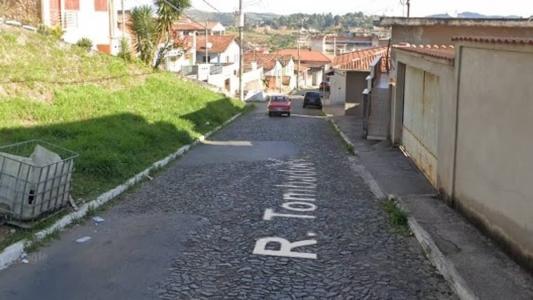 Rua Tombadouro em Cachoeira do Campo - OP