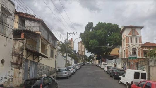 Rua Varginha, no Colégio Batista