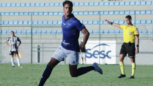 Ruan Índio marcou três gols em um clássico com o Atlético na Copa do Brasil Sub-17