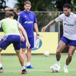 Cria da Toca se espelha em zagueiros de Palmeiras e Flamengo por história no Cruzeiro