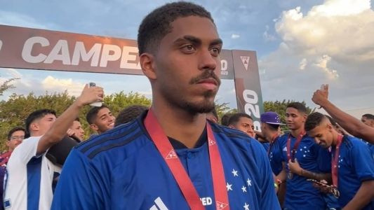 Ruan Santos, zagueiro do Cruzeiro, foi um dos destaques da equipe no título mineiro sub-20