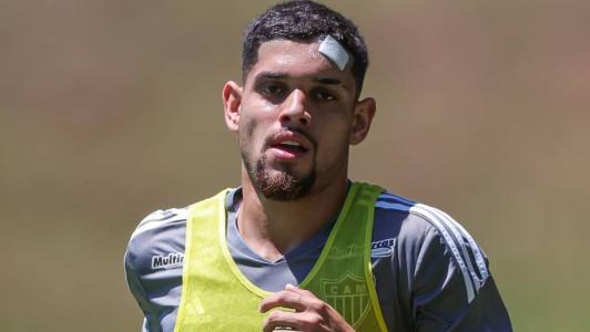 Rubens deve treinar com o grupo nesta quarta-feira
