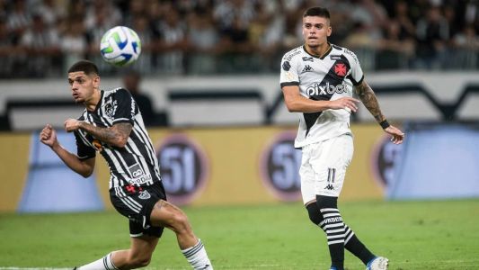 Rubens e Gabriel Pec, jogadores de Atlético e Vasco