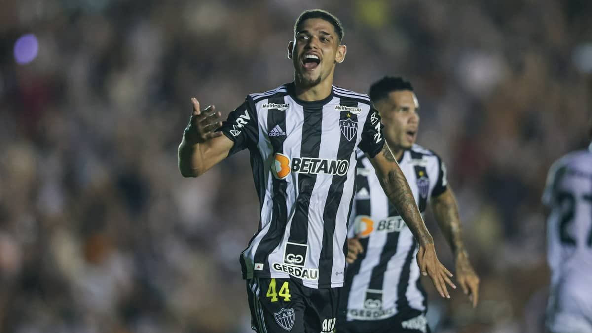 Atlético sofre, mas vence Ipatinga com gol de Rubens e segue 100% no Campeonato Mineiro