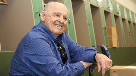 Rubens Minelli treinou gigantes do futebol brasileiro e é um dos técnicos mais vencedores do país