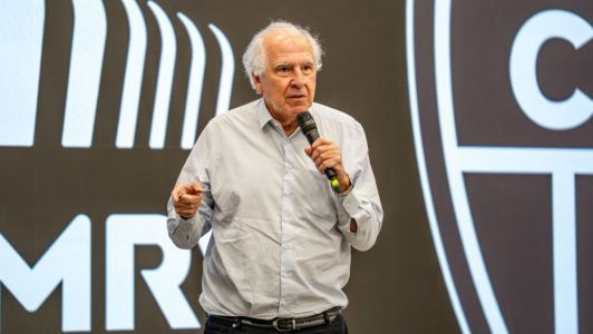 Rubens Menin em reunião extraordinária do Conselho Deliberativo do Atlético, em setembro de 2025