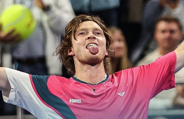 Rublev vence 'freguês' Draper e conquista o título do ATP de Doha