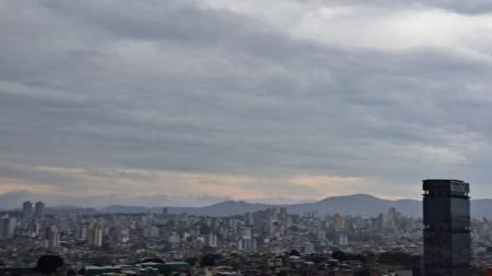 Sábado será marcado por chuva de até 50 mm acompanha de raios e rajas de vento