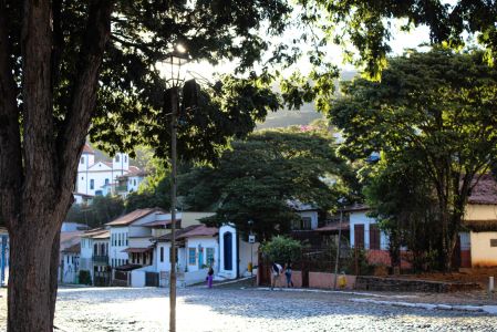 Sabará é a cidade histórica mais próxima da capital Belo Horizonte.