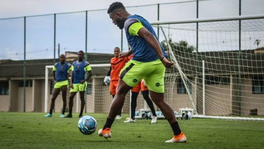 Sabino, zagueiro do Sport