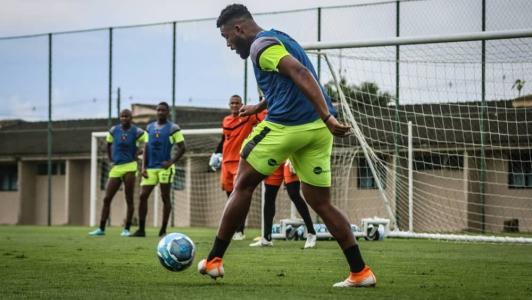 Sabino, zagueiro do Sport