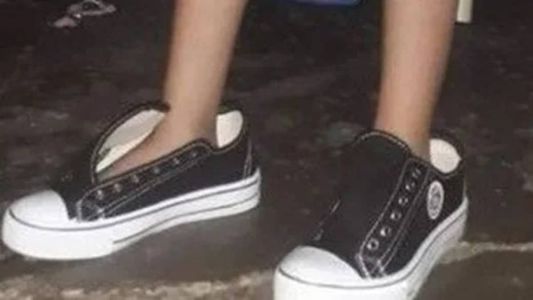 Alunos receberam kits estudantis gigantes