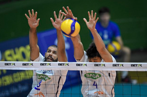 Cruzeiro vence Monte Carmelo e segue em busca da liderança da Superliga