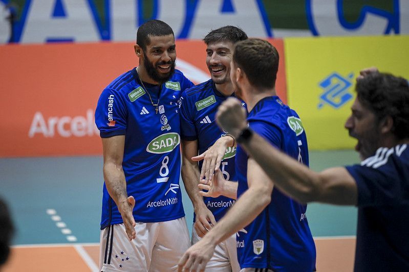 Cruzeiro tem 'jogo de seis pontos' na liderança da Superliga contra Guarulhos