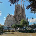 Basílica da Sagrada Família bate novo recorde e se torna o prédio mais alto de Barcelona