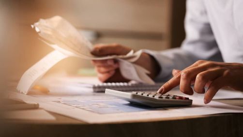 Saiba como agira caso não receba o 13º salário até o dia 30 de novembro