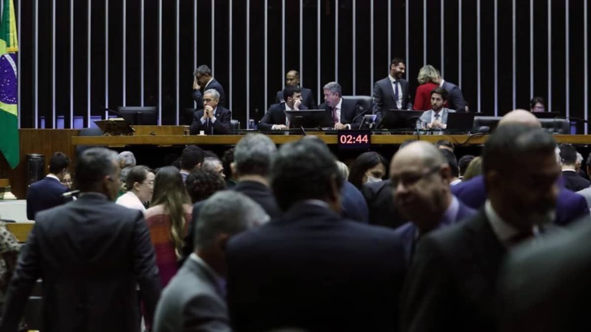 Veja como votaram os deputados de Minas Gerais na MP dos Ministérios