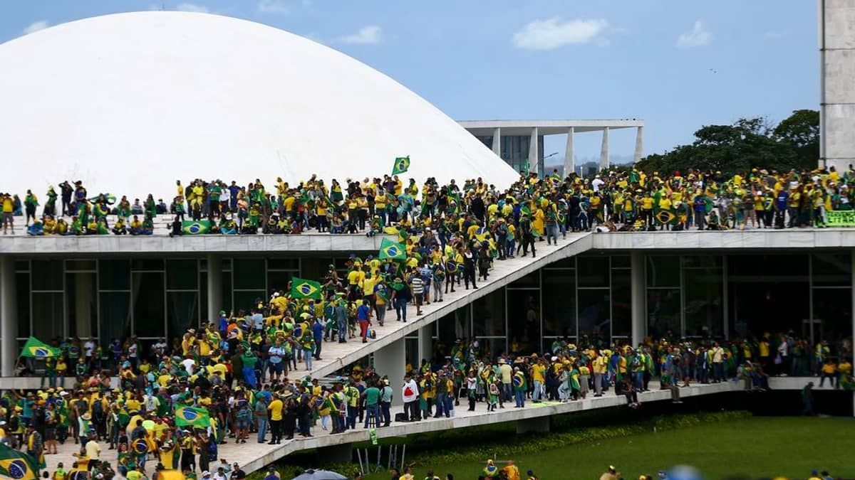 Ataques em Brasília: saiba tudo o que aconteceu nas invasões às sedes dos Três Poderes