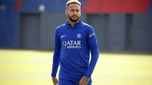 Saída de Neymar estaria nos planos do PSG; United é um dos interessados