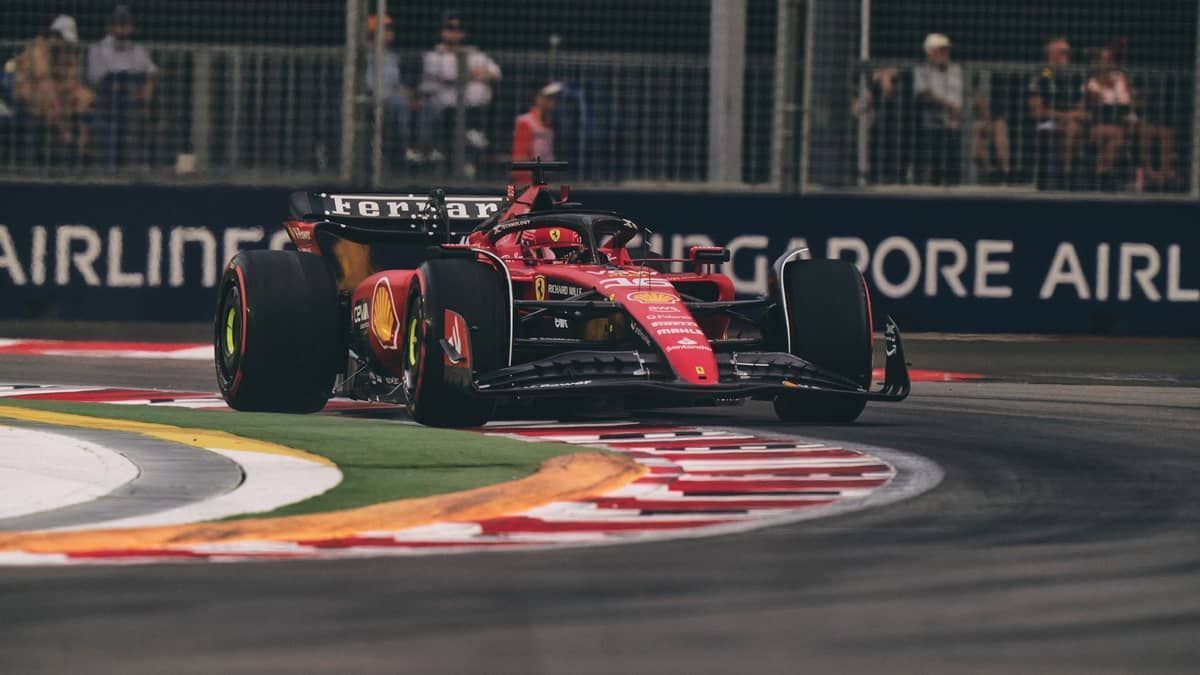 Sainz lidera 3º treino livre do GP de Singapura e cria expectativa na Ferrari