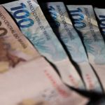 Governo propõe salário mínimo de R$ 1.389 em 2024, sem ganho real