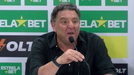 Salum em coletiva após a partida entre América e Vasco