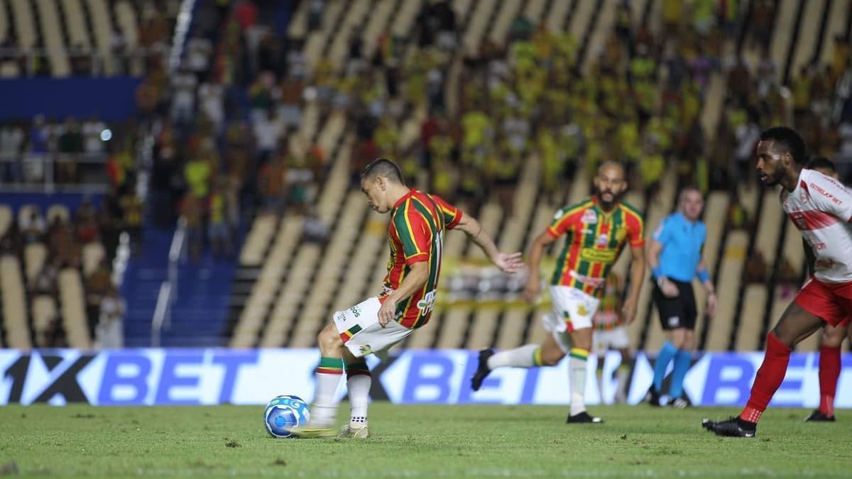 Sampaio Corrêa arranca empate com o CRB na Série B