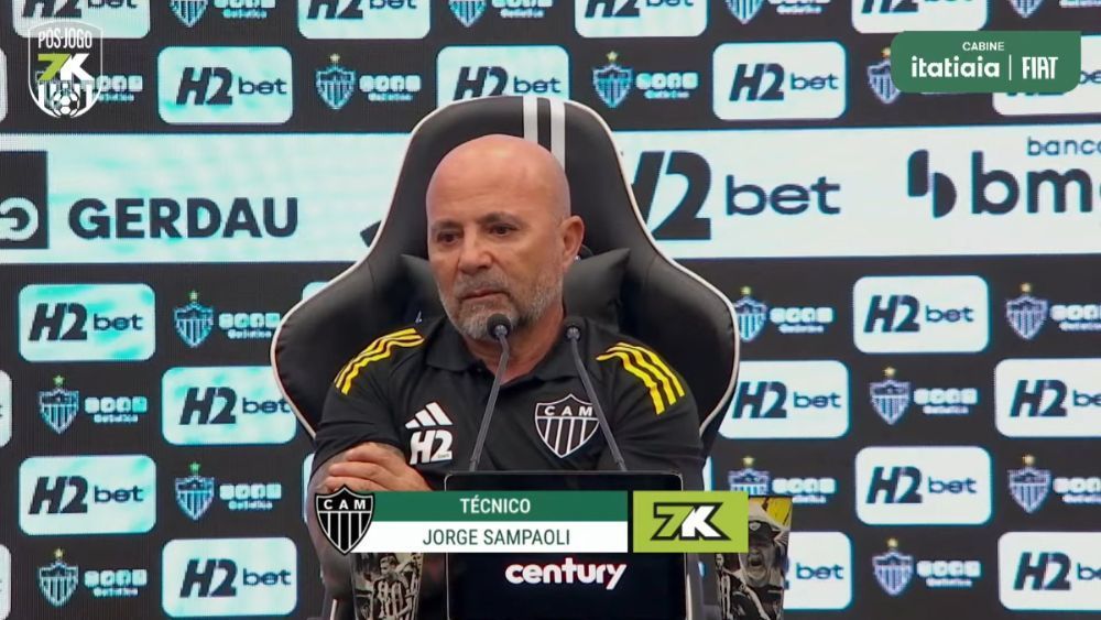 Sampaoli é direto sobre pênalti cometido por Lyanco em Atlético x Santos