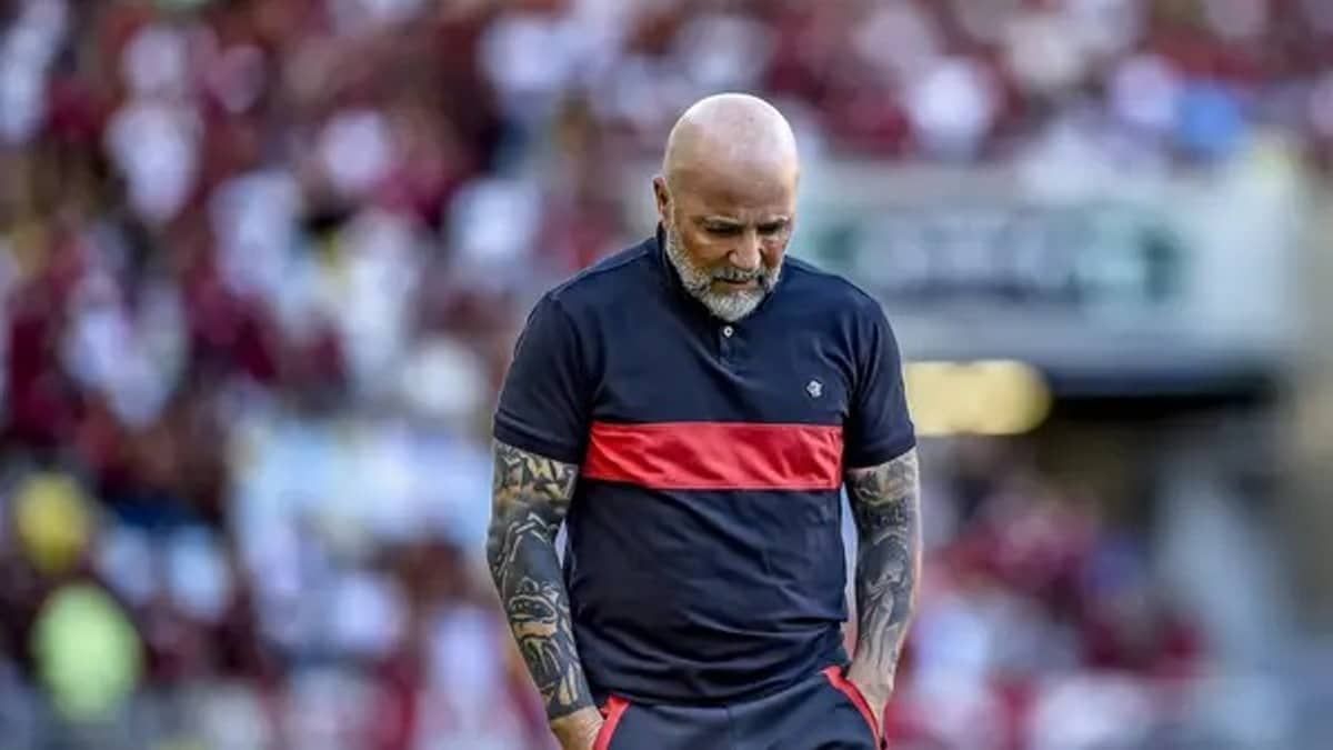 Sampaoli fracassa no Flamengo e repete erros de passagens por Santos e Atlético