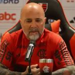 Sampaoli chega ao Flamengo prometendo time protagonista em todas as disputas