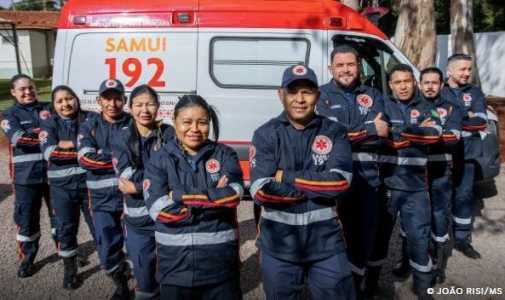 Menina de 9 anos é transferida de helicóptero após sofrer acidente de bicicleta em Itabirito