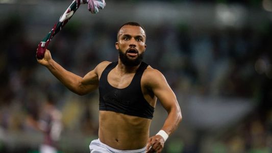 Samuel Xavier foi o heroi da classificação do Fluminense