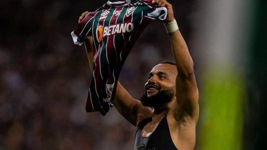 Samuel Xavier foi o nome da vitória do Fluminense, outra vez