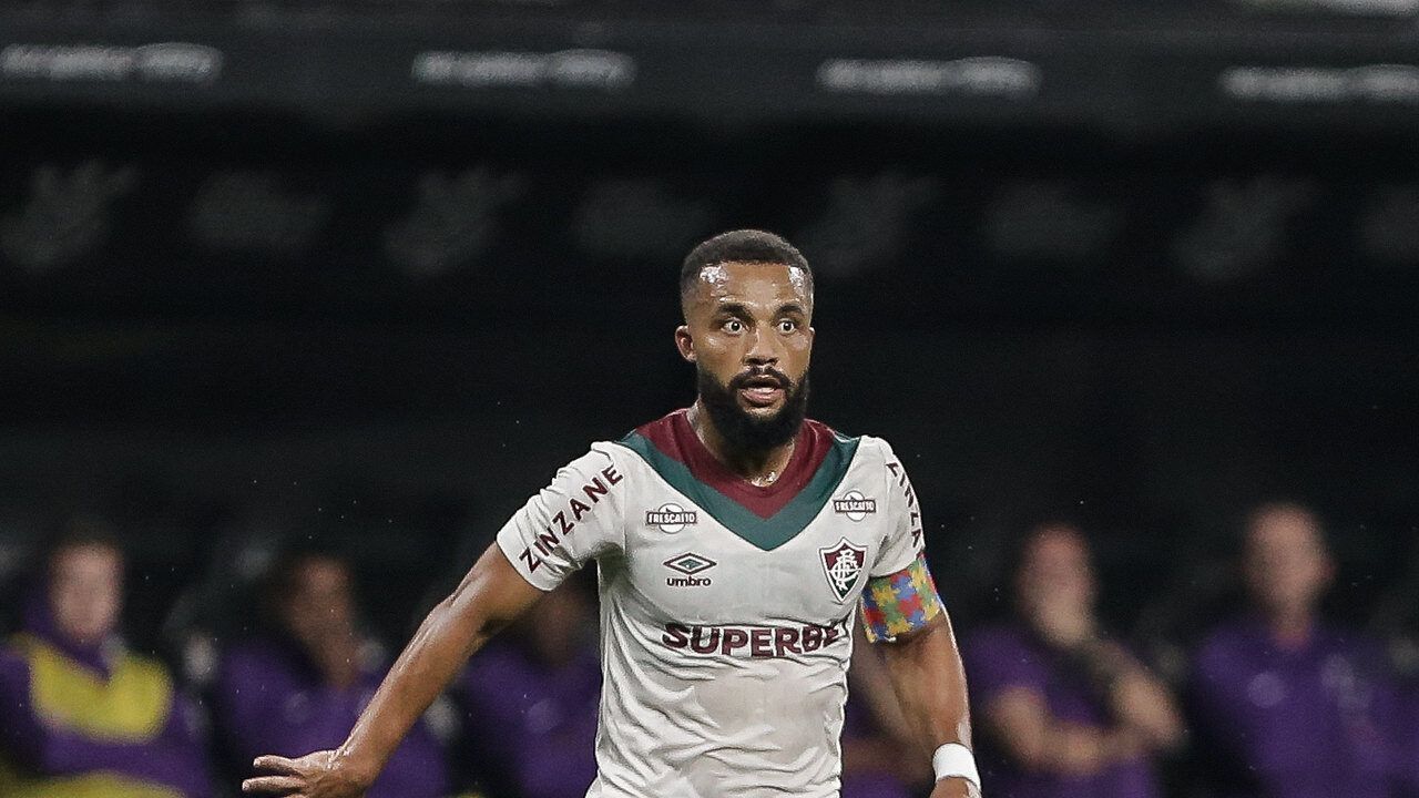 Fluminense acerta renovação de contrato com Samuel Xavier; veja detalhes