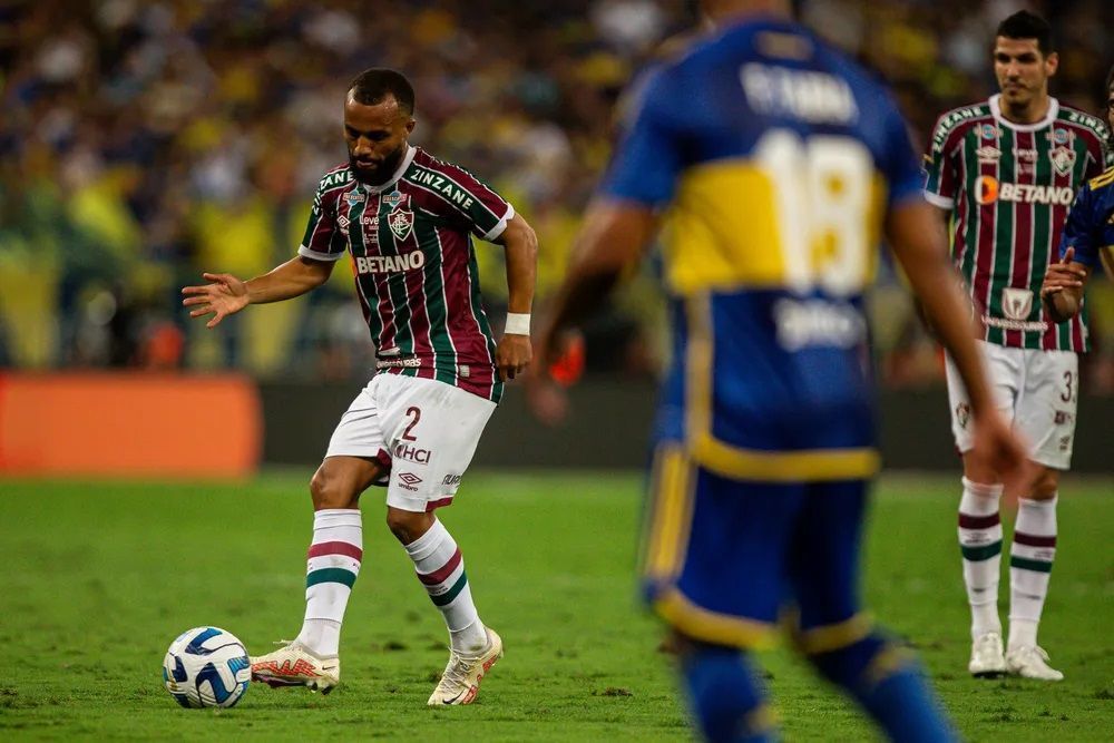 Samuel Xavier deve ser relacionado pelo Fluminense na última rodada da Série A