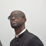 Papa: leão sobe em circo