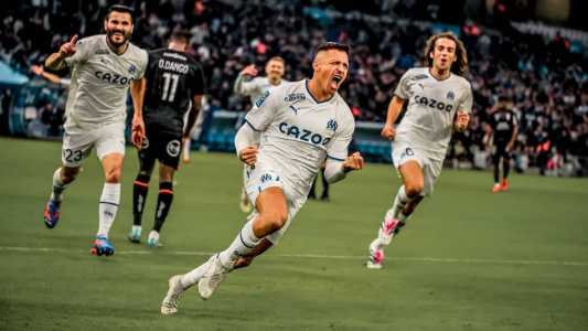 Sánchez marcou um dos gols da vitória do Olympique de Marselha