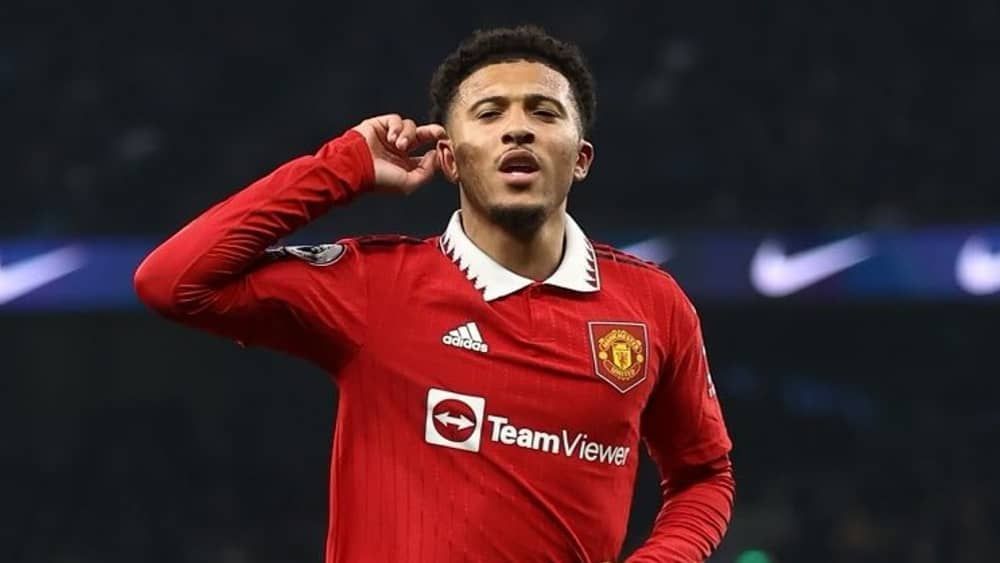 Sancho é removido de grupo de WhatsApp do United após briga com treinador